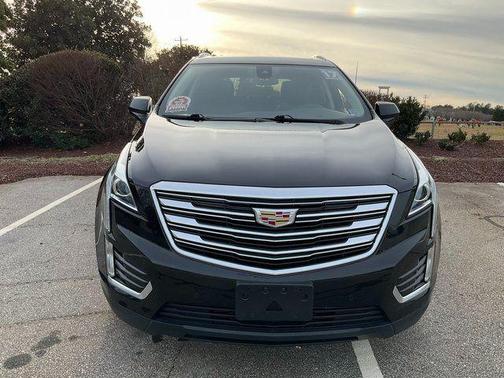Stellar Black Metallic 2017 Cadillac XT5 Luxury