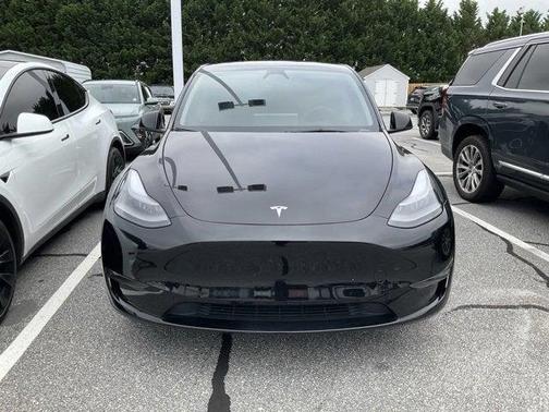 2023 Tesla Model Y Long Range Dual Motor All-Wheel Drive