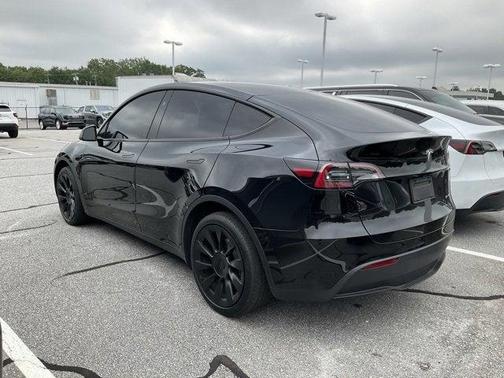 2023 Tesla Model Y Long Range Dual Motor All-Wheel Drive