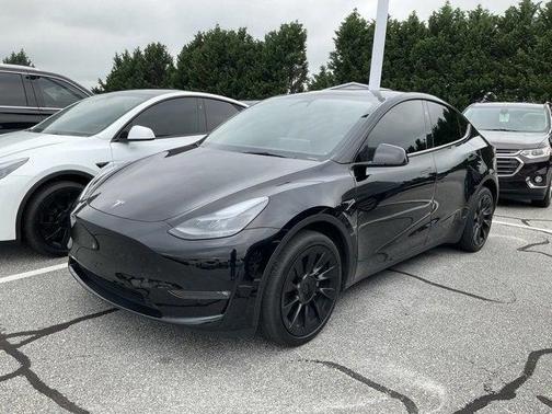 2023 Tesla Model Y Long Range Dual Motor All-Wheel Drive