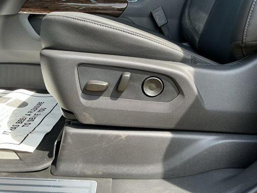 Onyx Black 2026 GMC Sierra 1500 Elevation