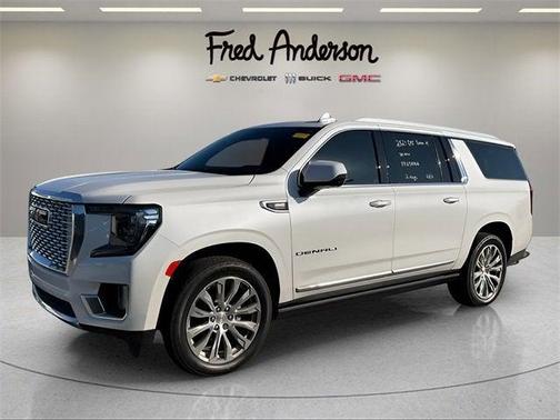 2023 GMC Yukon XL Denali