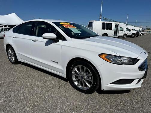 2017 Ford Fusion Hybrid SE