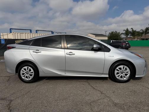 2018 Toyota Prius One