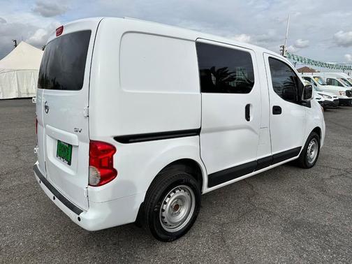 Photo 5 of 29 of 2018 Nissan NV200 SV