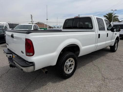 Oxford White 2006 Ford F-250 XLT Crew Cab