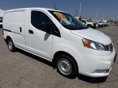 Fresh Powder 2020 Nissan NV200 S