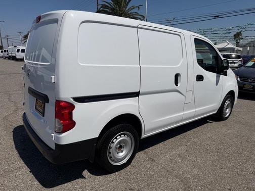 Fresh Powder 2020 Nissan NV200 S