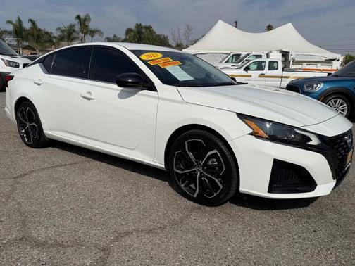 2023 Nissan Altima SR FWD