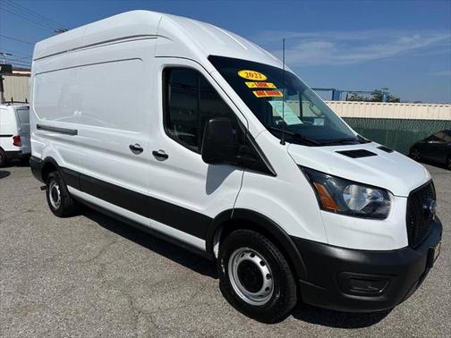 2022 Ford Transit-250 Base