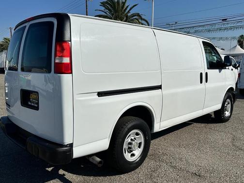 2014 Chevrolet Express 2500 Work Van