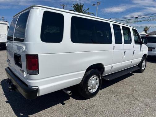 2012 Ford E350 Super Duty XL