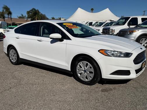 2014 Ford Fusion S