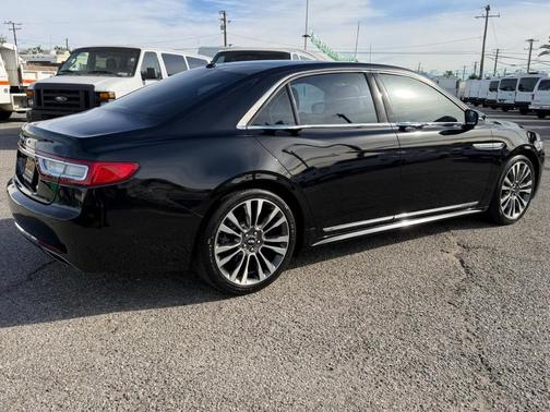 2017 Lincoln Continental Reserve