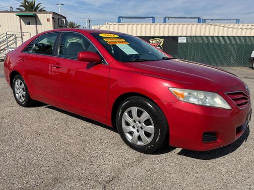 Barcelona Red Metallic 2011 Toyota Camry LE