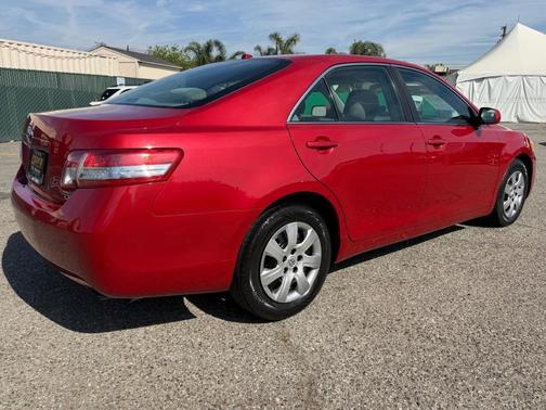 Barcelona Red Metallic 2011 Toyota Camry LE