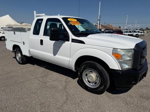 Oxford White 2015 Ford F-250 SuperCab Utility