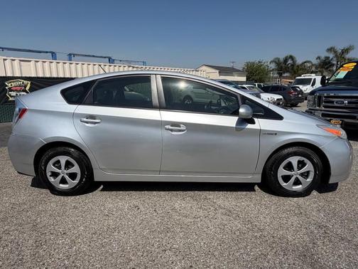 Classic Silver Metallic 2013 Toyota Prius Two