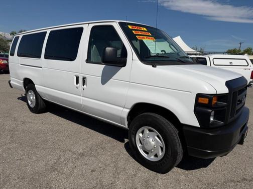 2008 Ford E350 Super Duty XL Wagon