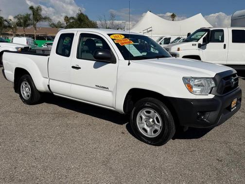 2013 Toyota Tacoma Base