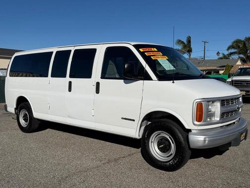 2001 Chevrolet Express 3500 Base