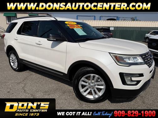 White Platinum Metallic Tri-Coat 2017 Ford Explorer XLT