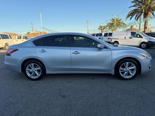 2015 Nissan Altima 2.5 SV