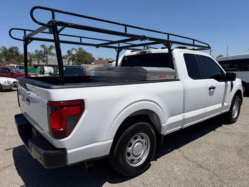 Oxford White 2024 Ford F-150 XL