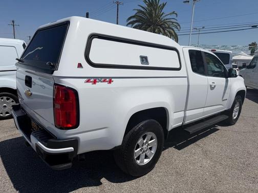 Summit White 2018 Chevrolet Colorado WT