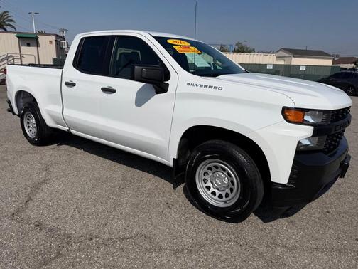 Summit White 2019 Chevrolet Silverado 1500 WT