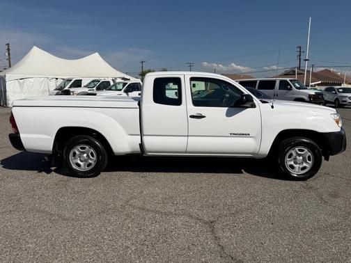 2013 Toyota Tacoma Base