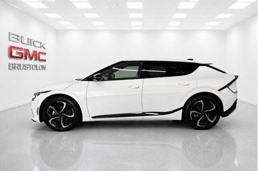 Snow White Pearl 2024 Kia EV6 GT-Line