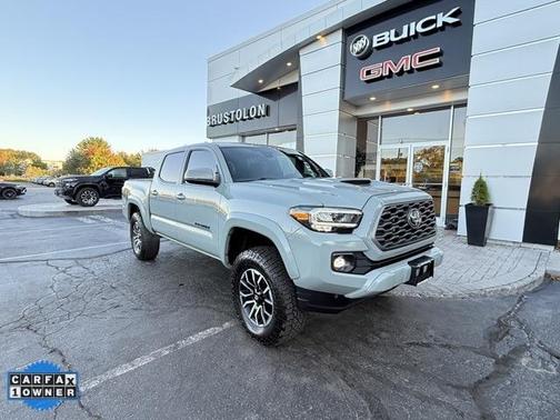 2022 Toyota Tacoma TRD Sport