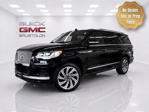Black Metallic 2022 Lincoln Navigator L Reserve