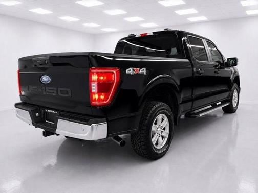 Agate Black Metallic 2023 Ford F-150 XLT