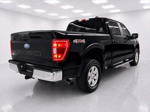 Agate Black Metallic 2023 Ford F-150 XLT