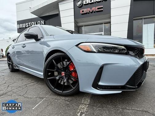 2023 Honda Civic Type R Base