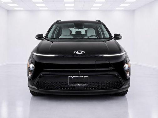 Abyss Black Pearl 2024 Hyundai KONA EV SEL
