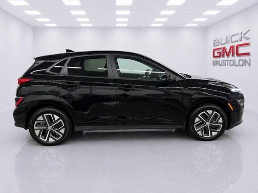 Abyss Black Pearl 2023 Hyundai KONA EV SE