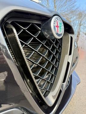 2024 Alfa Romeo Stelvio Quadrifoglio