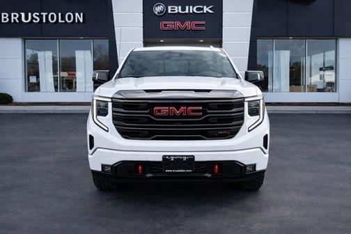 Summit White 2024 GMC Sierra 1500 AT4