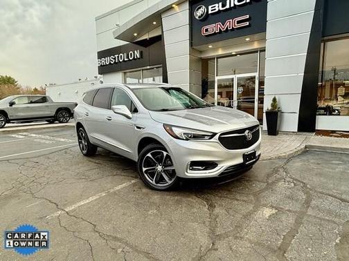 2020 Buick Enclave Essence