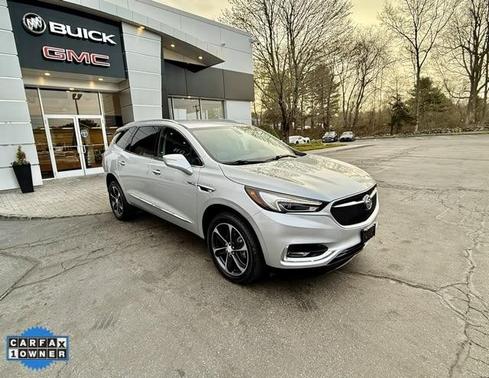 2020 Buick Enclave Essence