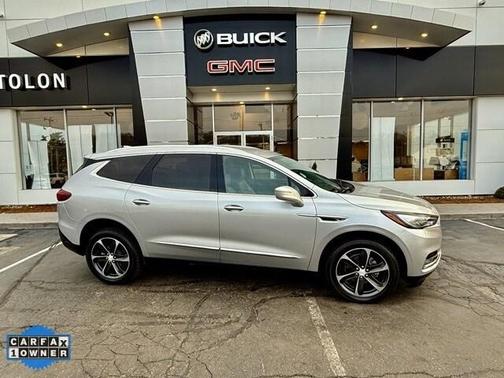 2020 Buick Enclave Essence