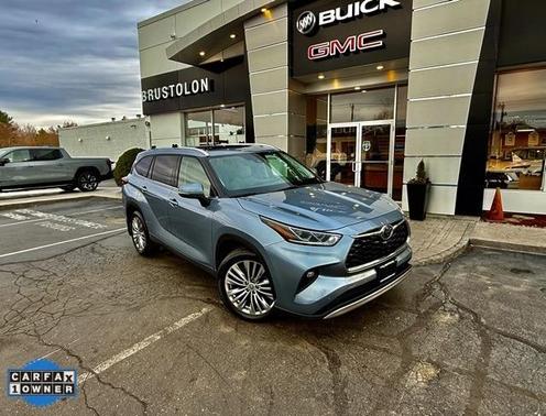 2021 Toyota Highlander Platinum