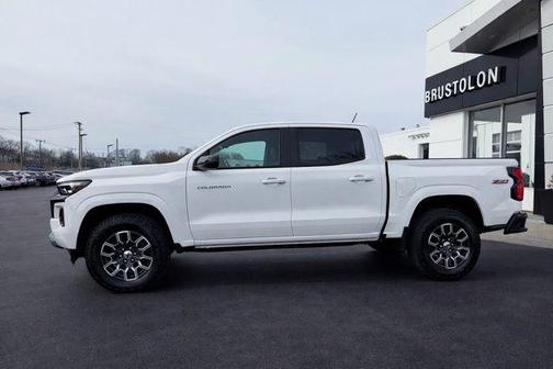 White 2025 Chevrolet Colorado Z71