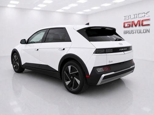 Atlas 2026 Hyundai IONIQ 5 SE