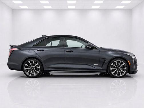 Shadow Metallic 2022 Cadillac CT4-V Blackwing
