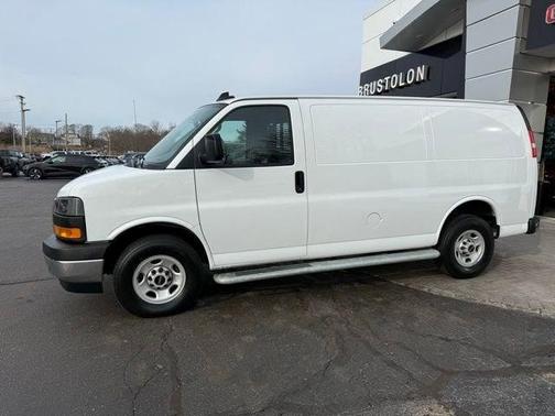 2024 GMC Savana 2500 Work Van