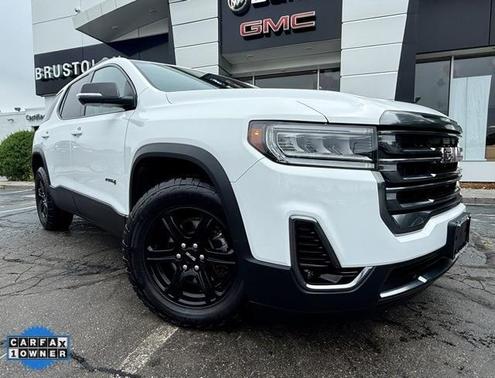 2023 GMC Acadia AT4